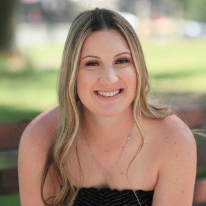 Meet your Posher, Victoria